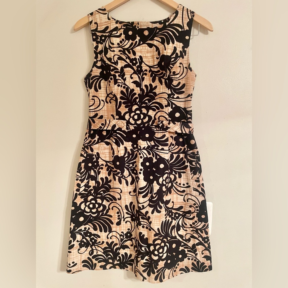 NWOT- Tabitha Anthropologie Parchment Flurry Black Tan Floral Sheath Dress 6